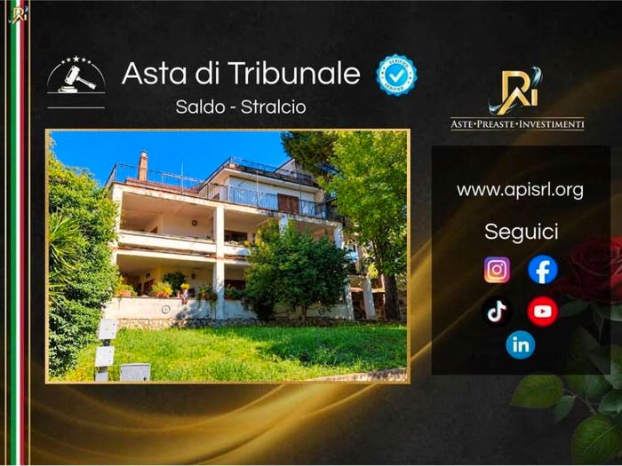 Appartamento con 5 locali in vendita in Viale alessandro manzoni, Centro, Poggio Moiano