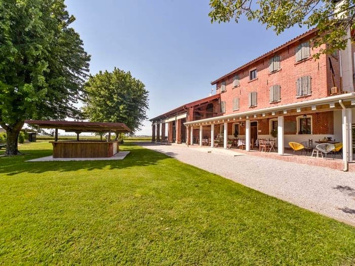 Casa con 6 locali in vendita in Viale Santa Margherita, Centro, Caorle