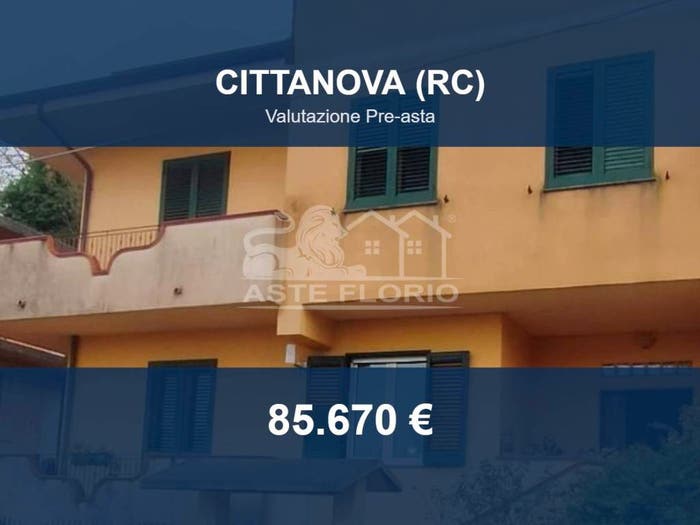 Appartamento bilocale in vendita in Via Salvo D'Acquisto Cittanova RC Italia, Cittanova