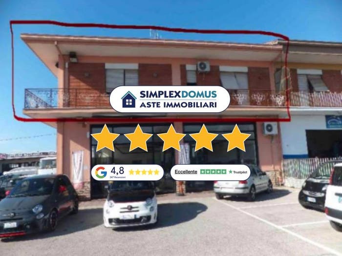 Appartamento con 6 locali in vendita in SR km, Tecchiena, Alatri