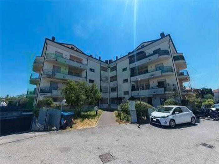 Appartamento trilocale in vendita in Via Turchetta, Viserba, Rimini