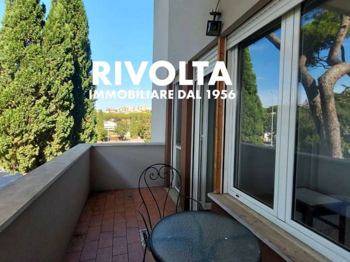 Appartamento bilocale in affitto in Via Leonardo Umile, Mostacciano, Roma
