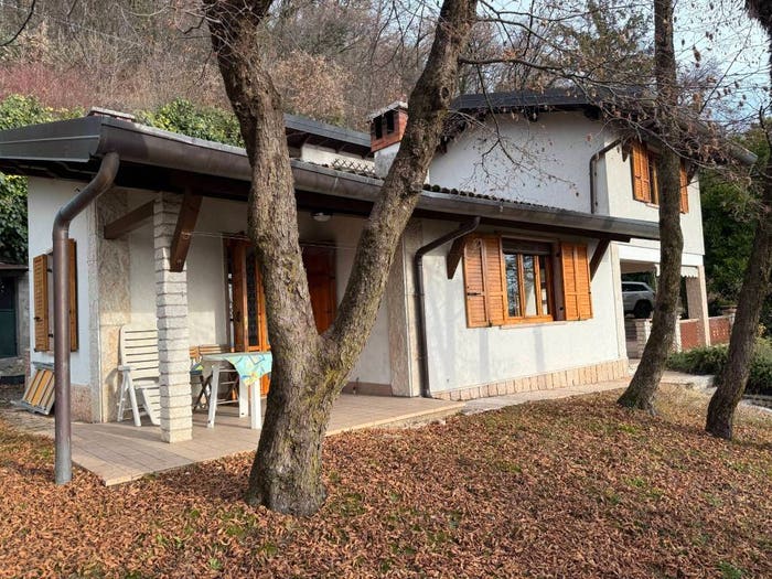 Casa con 6 locali in vendita in Negrar di Valpolicella