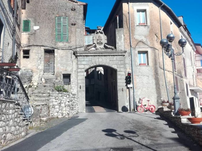 Casa con 6 locali in vendita in Corso Vittorio Emanuele, Centro, Morolo