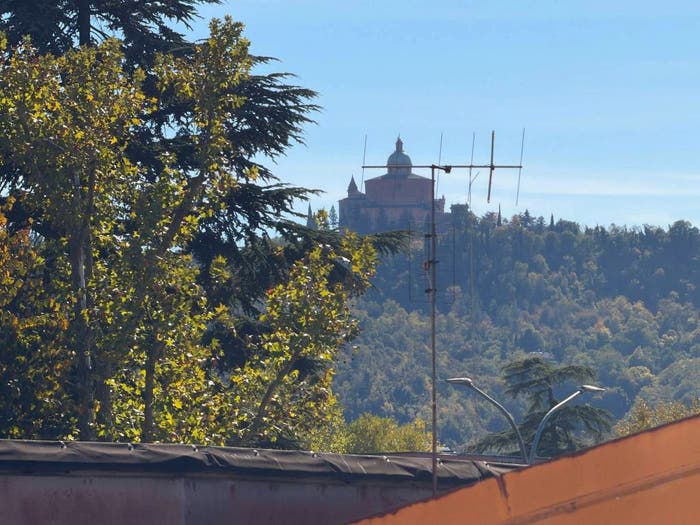 Appartamento con 5 locali in vendita in Via Vittoria, Santa Viola, Bologna