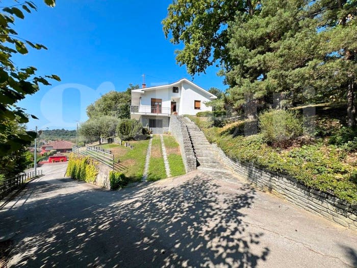 Casa con 5 locali in vendita in Via Gavai, Baldissero d'Alba