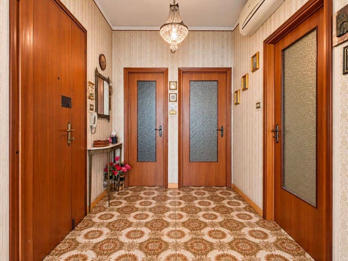 Appartamento quadrilocale in vendita in Via delle Agostiniane, Avesa, Verona