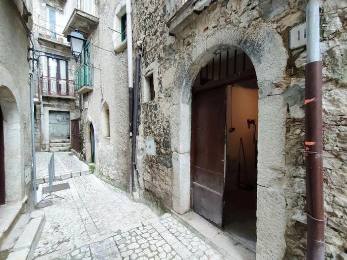 Casa monolocale in vendita in Via San Leonardo, Guardia Sanframondi