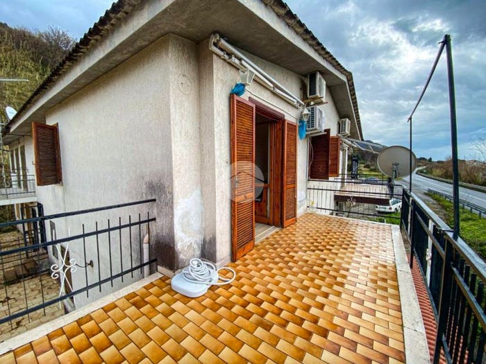 Appartamento trilocale in vendita in Via Marinella, Torremezzo Di Falconara, Falconara Albanese