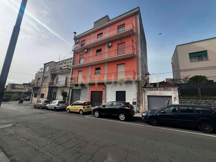 Appartamento trilocale in vendita in Via Pacinotti, Rapisardi, Catania