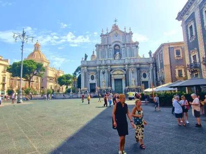 Appartamento trilocale in vendita in Via Barone Della Bicocca, Centro Storico, Catania