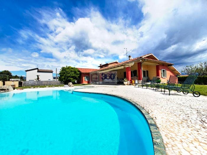 Casa con 5 locali in vendita in Via kennedy, Paderno Franciacorta
