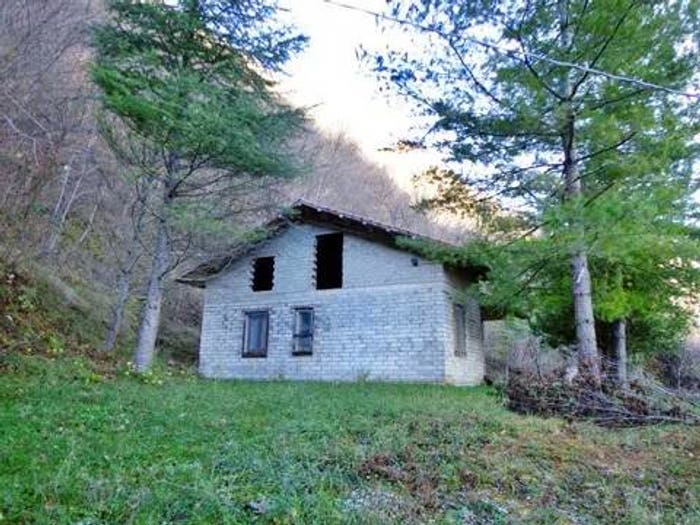 Casa quadrilocale in vendita in Strada Senza Nome, Carpineto della Nora