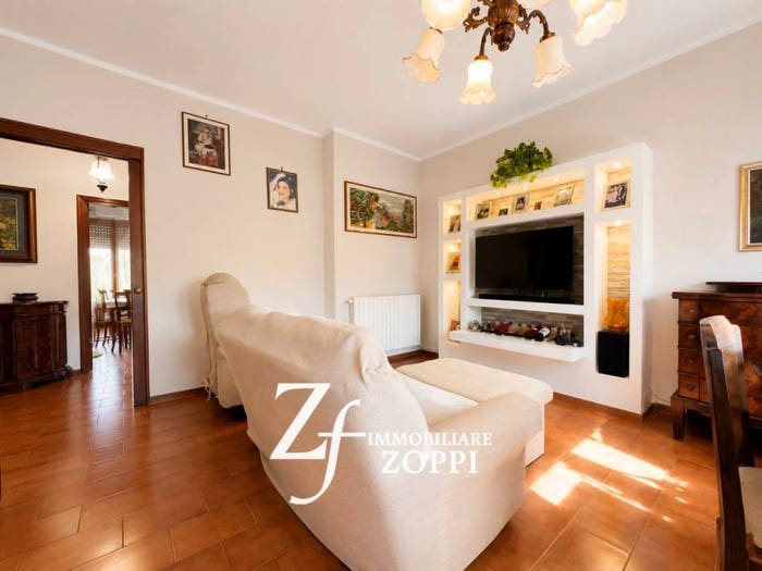 Casa con 6 locali in vendita in VIA GALILEO GALILEI, Centro, Poggio a Caiano