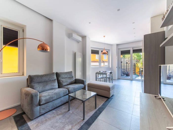 Appartamento monolocale in vendita in Via Belinzaghi, Farini, Milano