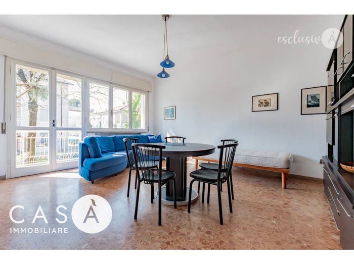 Appartamento quadrilocale in vendita in Via Giove, Centro, Cervia
