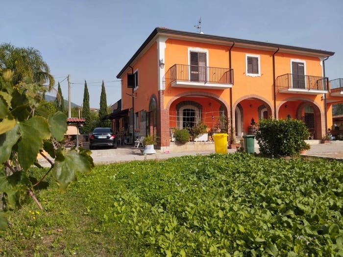 Casa con 6 locali in vendita in Strada Provinciale, San Lorenzello