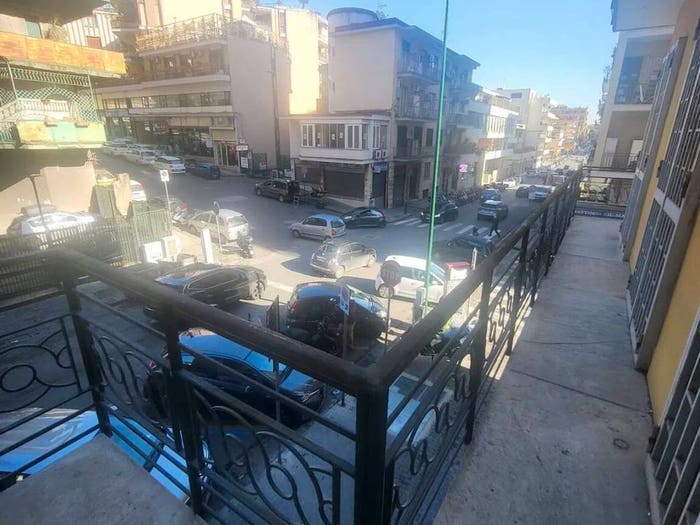 Appartamento trilocale in vendita in Via Francesco Giordani, Piazza Amedeo Parco Margherita, Napoli