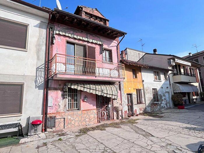 Casa con 5 locali in vendita in Centro, Graffignana