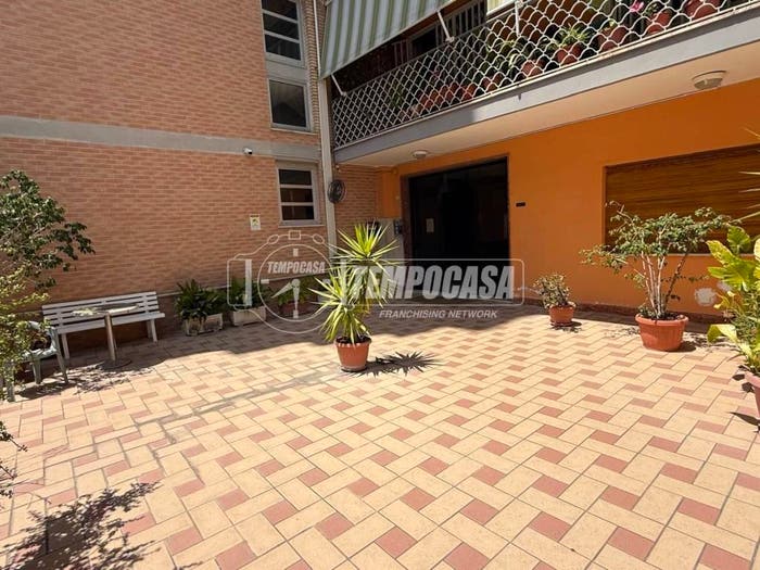 Appartamento trilocale in vendita in Viale Maria Bakunin, Fuorigrotta, Napoli