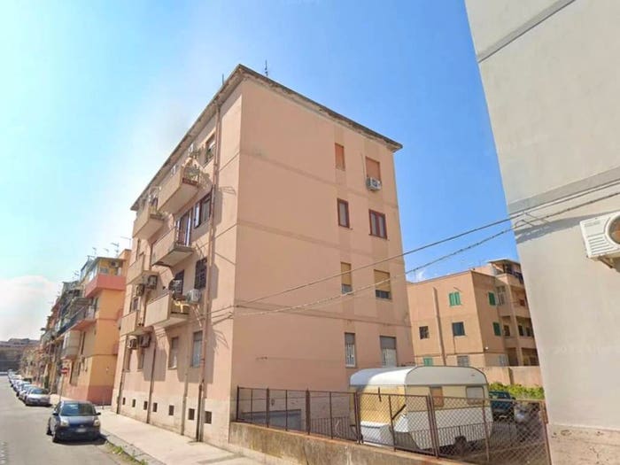 Appartamento trilocale in vendita in Via Marche, Provinciale, Messina