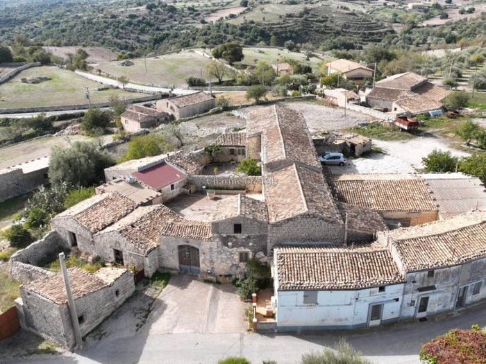 Casa con 6 locali in vendita in Provinciale, Campanella Gianforma, Modica