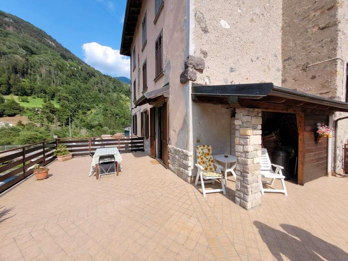 Appartamento quadrilocale in vendita in Via Papa Giovanni XXIII, Dezzo Di Scalve, Colere