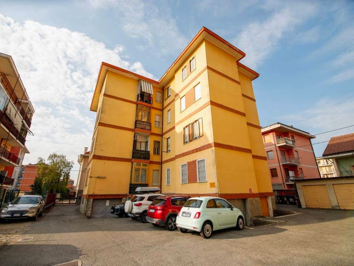 Appartamento quadrilocale in vendita in Via Meano, Centro, Caselle Torinese