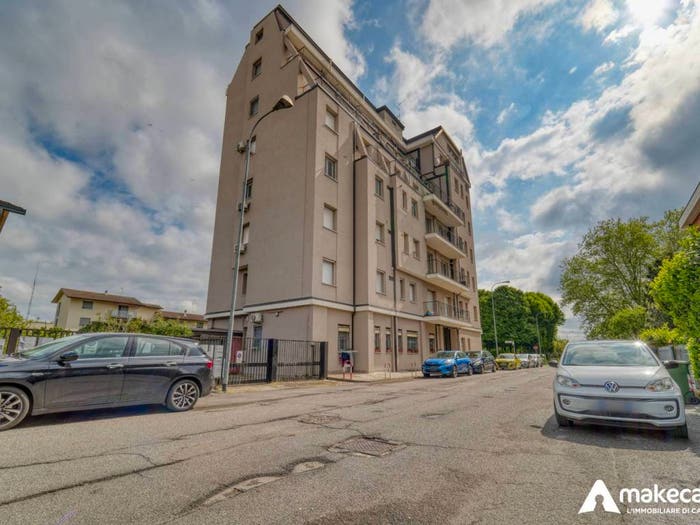 Appartamento trilocale in vendita in Viale Venezia, Torretta Martinetta San Grato, Lodi