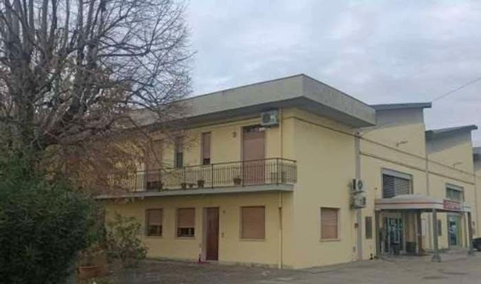Casa con 6 locali in vendita in Centro, Molinella