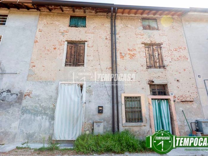 Casa monolocale in vendita in Strada del Longiar, Bussolengo