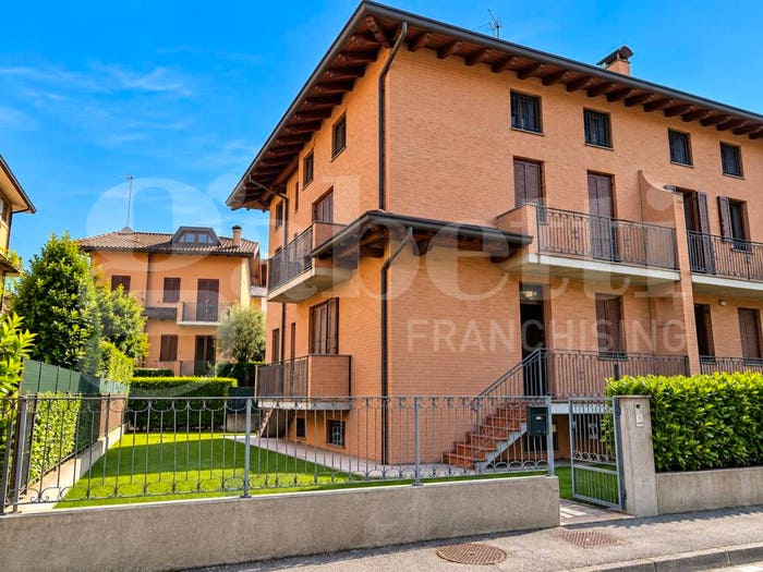 Casa con 5 locali in vendita in Villaggio Zeta, Modena