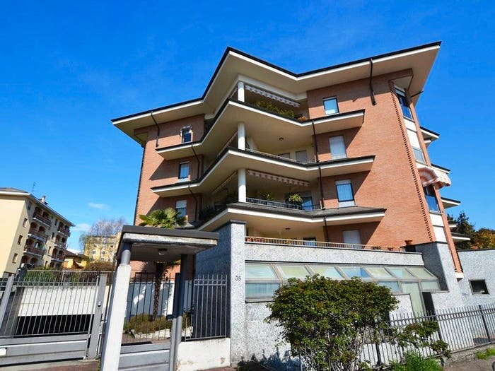 Appartamento con 5 locali in vendita in Via Addis Abeba, Centro Città San Paolo, Biella