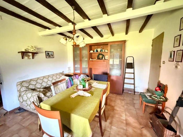 Casa con 6 locali in vendita in Sermide e Felonica