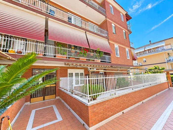 Appartamento quadrilocale in vendita in Via Giovanni Prati, Santa Maria delle Mole, Marino