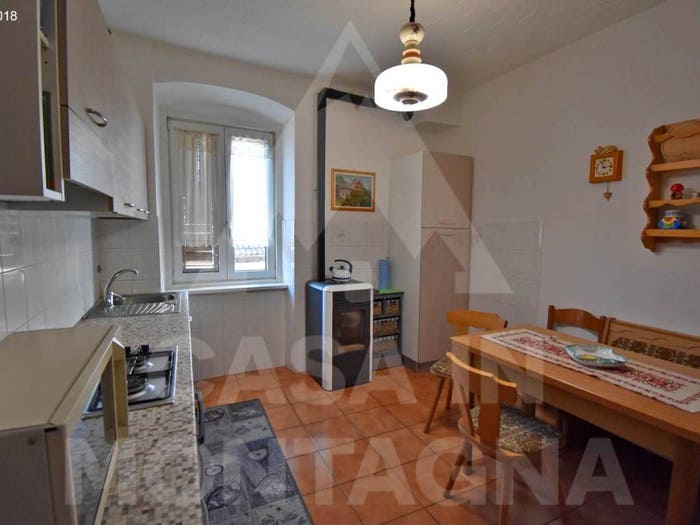 Appartamento trilocale in vendita in Piazza della Fontana, Croviana