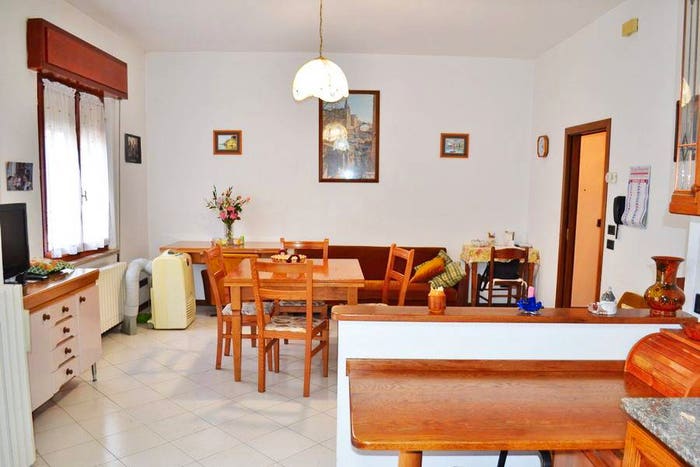 Appartamento quadrilocale in vendita in Via Trento e Trieste, Centro, Fermignano