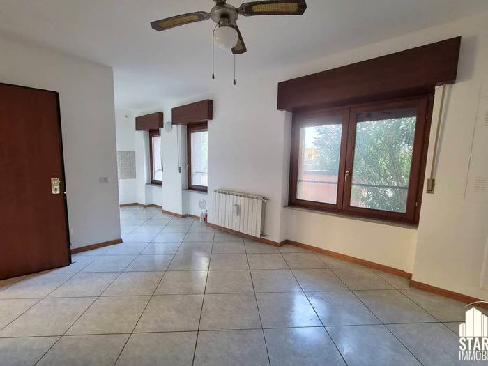 Appartamento bilocale in vendita in Via Carroccio, Centro, Garbagnate Milanese