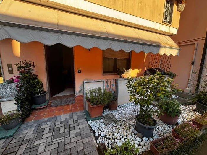 Appartamento trilocale in vendita in Via Vittore Ghislandi, Centro, Abano Terme
