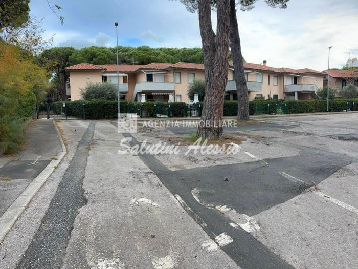 Appartamento trilocale in vendita in Piazza delle Margherite, Marina Di Bibbona, Bibbona