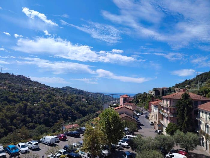 Appartamento trilocale in vendita in Viale Europa, Centro, Vallebona