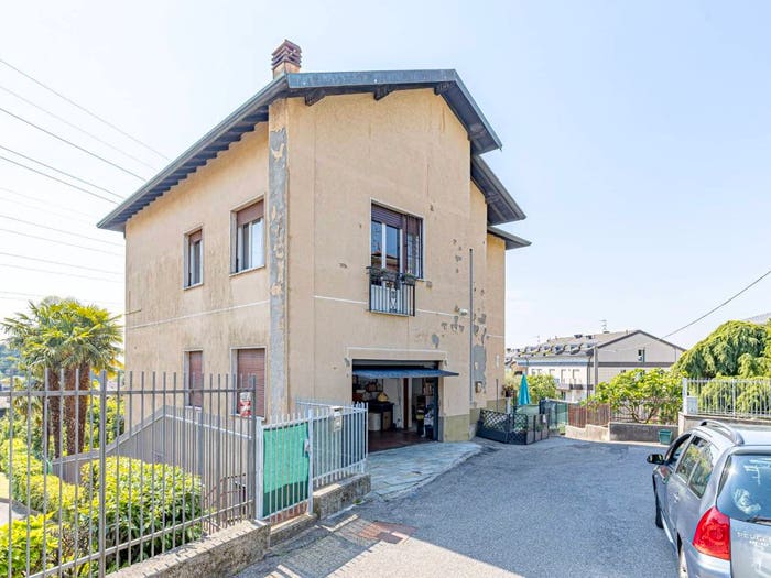 Casa con 6 locali in vendita in Via Cesare Mascetti, Centro, San Fermo della Battaglia