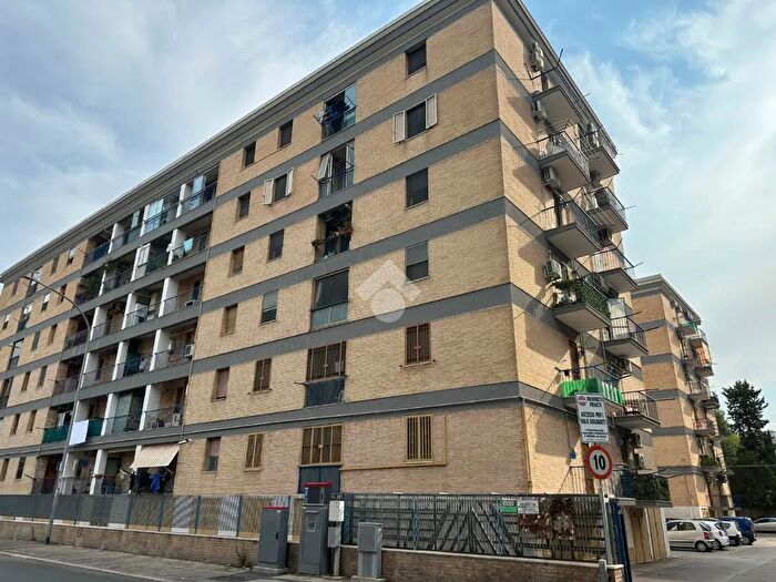 Appartamento trilocale in vendita in Via Giuseppe Imperiale, Foggia