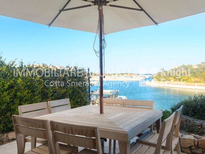 Appartamento trilocale in vendita in Via della Marina, Porto Cervo, Arzachena