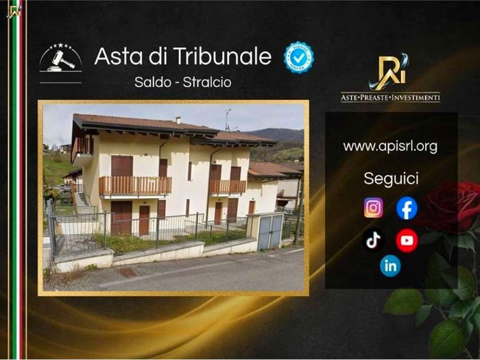 Appartamento con 6 locali in vendita in Via giacomo leopardi, Ascensione, Costa Serina