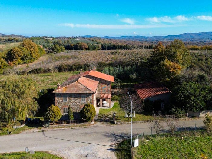 Casa con 6 locali in vendita in località fornace, Parrano