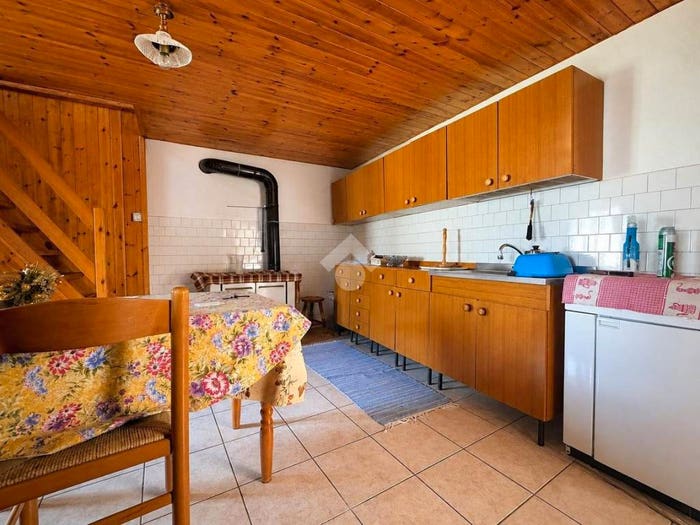Casa quadrilocale in vendita in Via Giugni, Torchione Moia, Albosaggia