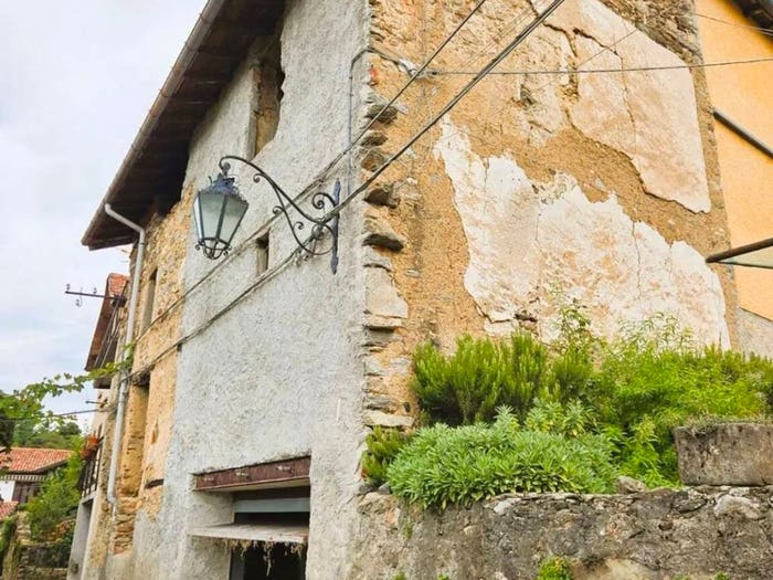 Casa quadrilocale in vendita in Via Bonera, Montegrino Valtravaglia