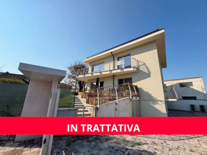 Appartamento quadrilocale in vendita in Via Racconigi, Centro, Carmagnola