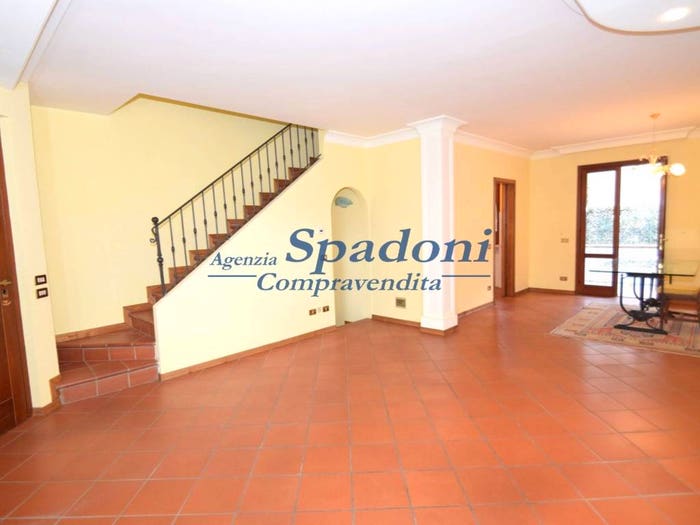 Casa con 6 locali in vendita in Via Luigi Cherubini, MontecatiniTerme